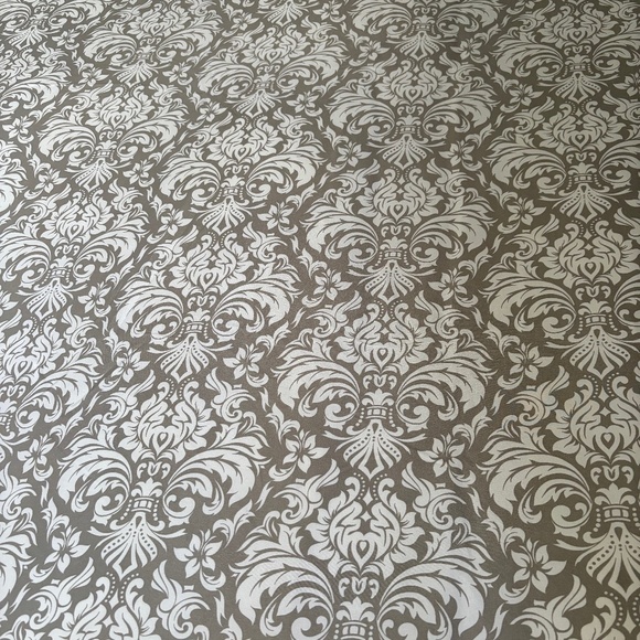 King Fitted Sheet only in Gray & White Damask - NWT/NIP - Picture 4 of 5